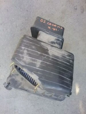 MR323261 Caja Purificador de Aire 2.4L 4 Cilindros 99 00 01 02 03 MITSUBISHI GALANT R-99RM Foto 1 de 4