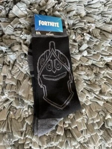 Fortnite Mens Black Knight crew socks 1 pair 6-12 NWT - Picture 1 of 4