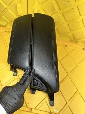 BMW SERIE 5 535i XDrive 2009-2014 3,0 L 4P sedán consola central brazo tapa de repuesto Foto 1 de 4