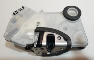 NEW Genuine Toyota RIGHT FRONT Door Lock Actuator part # 69030-02380 - Bild 1 von 6