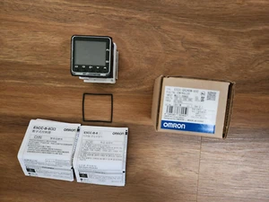OMRON E5CC-QX2ABM-800 - Digital Temperature Controller 100-240VAC - Picture 1 of 2