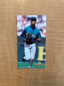 1994 FLEER EXTRA BASES BASEBALL #166 KEN GRIFFEY JR.!! MINT!! $1 SHIPPING!! - Picture 1 of 2