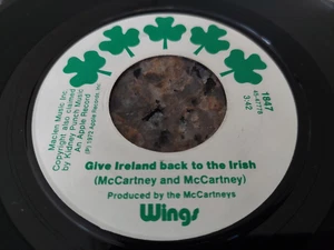 WINGS 45 " Give Ireland Back To The Irish " APPLE Canada 1972' ** The Beatles - Picture 1 of 2