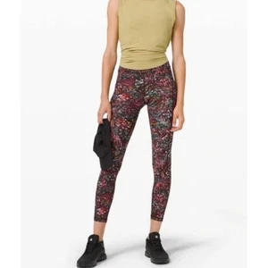 Lululemon Invigorate High-Rise Tight 25" Follaje Superpuesto Negro Multi Everlux 8 - Imagen 1 de 8