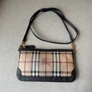 Burberry Haymarket Check Braun Leder Kleine Peyton Crossbody Clutch Tasche Nova - Bild 1 von 7