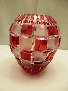 Art Deco Red Over Crystal Heavy Cut Glass Vase Vintage Frosted Square Design - Picture 1 of 9
