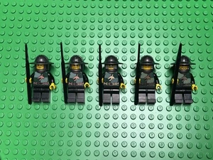 Lego Fantasy Castle Kingdoms Dragon Knight Minifig Lot Of 5 - Picture 1 of 1