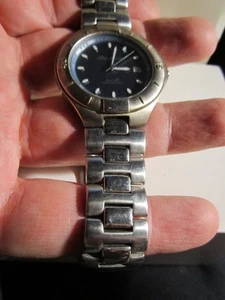 EDDIE BAUER DIVING WATCH 42102 BLUE DIAL RUNS GREAT  FITS TO 8" WRIST - OFC-W - Picture 1 of 6