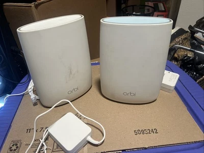 Netgear Orbi RBR50 Router + RBS50 Satellite Tri-Band Mesh WiFi - TESTED - Image 1 of 4