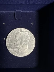 Dwight Eisenhower Bicentennial Dollar Coin Rare ( Circulated) - Picture 1 of 2