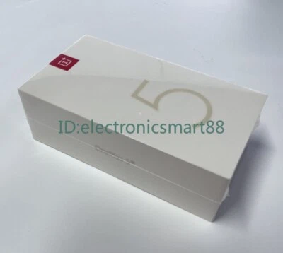 OnePlus 5 Dual SIM 4G Octa-core 5.5" 64GB /128GB ROM Black Android Smartphone - Image 1 of 4