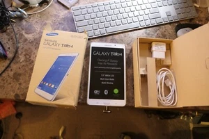 Samsung Galaxy Tab 4 SM-T230N 8GB, Wi-Fi, 7in *Open Box - Picture 1 of 3