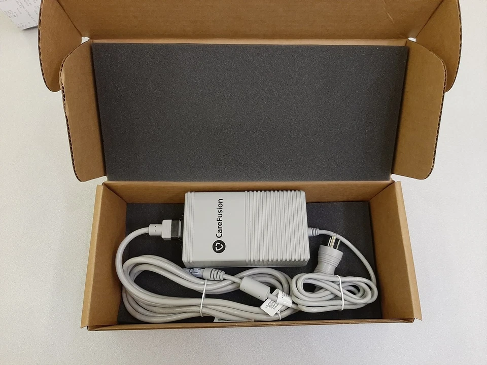 CareFusion 11448 AC Power Adapter