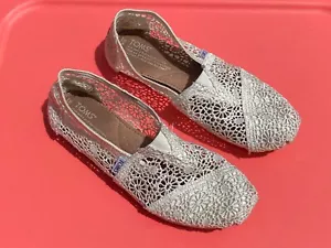 Toms Shoes Women’s Flats Alpargata Natural Floral Moroccan Crochet Cream Slip On - Picture 1 of 9