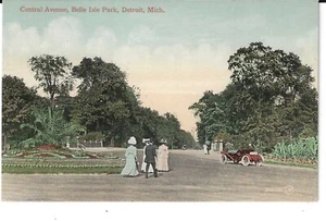 Central Avenue, Belle Isle Park, Detroit, Mich. 1910's unused card, ladies - Photo 1/2
