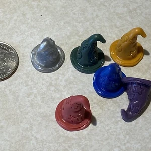 Harry Potter/Mystery at Hogwarts Game: Complete Set of Wizard Hat Pawns/Pieces - Picture 1 of 1