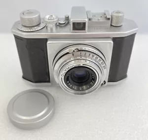 Olympus 35 camera with Zuiko 4cm f3.5 lens 80% condition - Picture 1 of 9