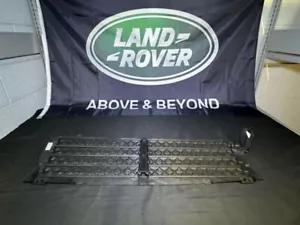Genuine Land Rover Lower Outer Radiator Control Shutter Discovery Sport Evoque L - Picture 1 of 4