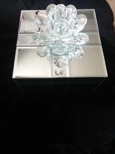 Julien MacDonald Glass Orchid Mirrored Trinket Box With Black Lining - Picture 1 of 12