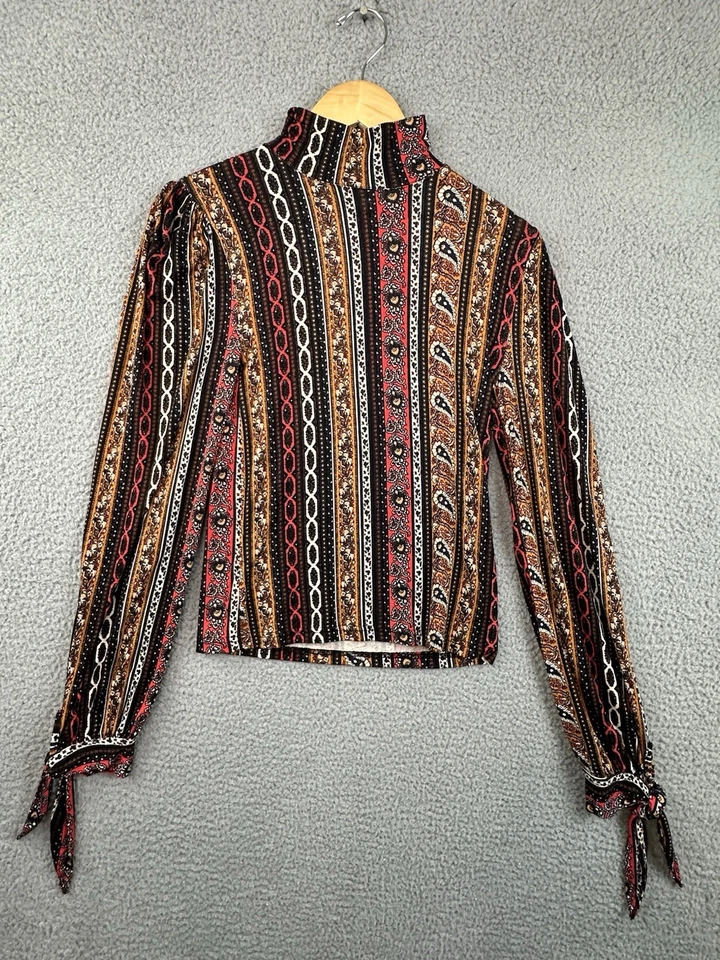 Top Free People Donatella Pequeño Multicolor Paisley Cuello Alto Boho Manga Atada Foto 1 de 4