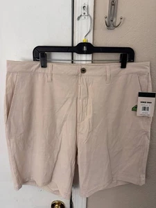 REEF REDFIELD Men's Walk Shorts - FOG - Size 38 - Picture 1 of 7