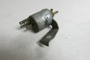 Used Vacuum Advance Spark Control Valve 1114439 - Picture 1 of 5