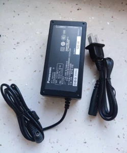 Panasonic VSK0723 5.0*3.0mm with pin 12V 2.5A Camera AC Alimentation Adaptateur - Afbeelding 1 van 3