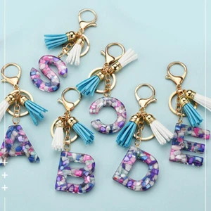 A-Z Alphabet Tassel Acrylic Keychain Letter Key Ring Bag Car Pendant Charm - Picture 1 of 37