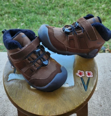Keen Kids Knotch Chukka Niños TOTALMENTE NUEVO Niño 11C Foto 1 de 4
