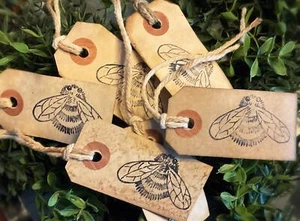 3 Sm. Primitive Bumble Bee Hang Tags Summer Bee Tags - Picture 1 of 1