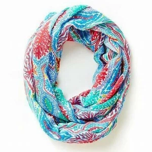 LILLY PULITZER CORAL LET MINNOW GREEN RILEY RESORT INFINITY LOOP SCARF GREEN - Picture 1 of 2