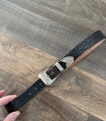 Cinturón Steerhide By Tetan Tooled Top Grano Talla 26 Negro Cinturón Occidental Foto 1 de 4