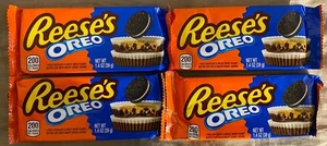 4 REESE'S OREO MILK CHOCOLATE & WHITE CREME PEANUT BUTTER CUPS 4 PACK OF 1.4 OZ - Picture 1 of 3
