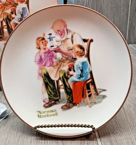 Norman Rockwell Museum World of Children Serie Platte 3D Der Spielzeugmacher 7 Zoll - Bild 1 von 10