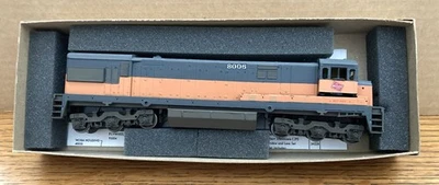 Vintage Athearn GE U30C HO Scale Diesel Locomotive Milwaukee Road 8006 Powered - Image 1 of 3
