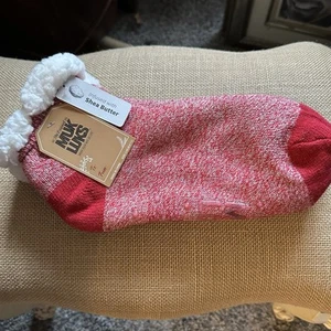 Women's Muk Luks Faux Fur Lined Cabin Slipper Socks S / M NEW with Gift Tag - Picture 1 of 4