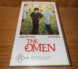 The Omen VHS - Picture 1 of 5