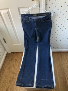 FLAW NYDJ Tummy Tuck Jeans Womens 4 Dark Wash USA Made Cotton Denim Blue 27x32 - Picture 1 of 8