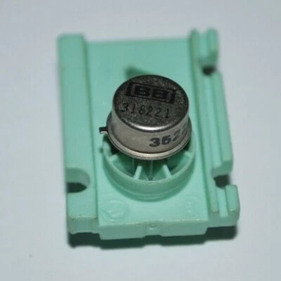 BB Burr-Brown 3522K Ultra-Low Drift - FET Input Operational Amplifiers TO-99 - Изображение 1 из 3