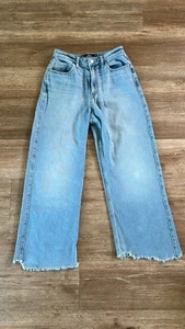 Hollister Womens Ultra High Rise Baggy Jeans Size 23 Blue Cutoff Raw Hem - Picture 1 of 7