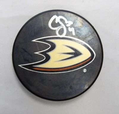 Disco de hockey firmado Cam Fowler Anaheim Ducks JSA autenticado Foto 1 de 3