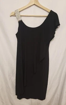 Vestido recto con volantes Dressbarn talla 4 negro con un hombro acento de cadena en capas Foto 1 de 4