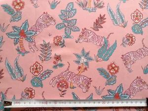 Remnant TIGER DANCER - animal - Liberty Tana Lawn cotton approx 67 x 15 cm - Picture 1 of 3