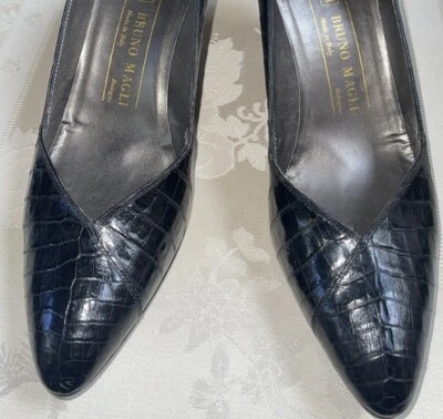Bruno Magli Genuine Alligator Women's  shoes Heels Shoes Size  8 1/2 B - Image 1 of 4