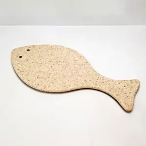 Tagliere artigianale per salumi a forma di pesce in corian - NOS! - Foto 1 di 6