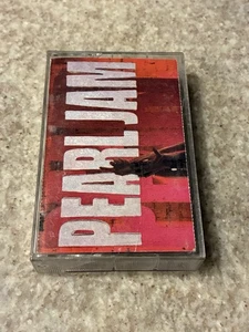 Ten by Pearl Jam ( Cassette Tape) Sony Music 1991 Tested Grunge Seattle - Picture 1 of 6