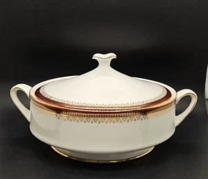 Royal Albert Paragon Holyrood lidded Vegetable Serving Dish Tureen - Picture 1 of 11