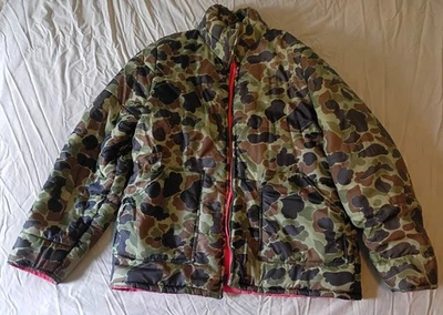 Vintage 1980s Reversible Camel Nylon Camouflage Puffer Hunting Jacket SZ XL Camo - Image 1 of 4