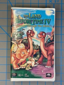 The Land Before Time IV 4 Journey Through the Mists VHS Movie Vintage - Imagen 1 de 7