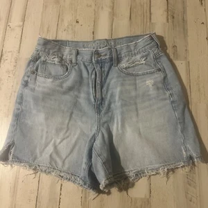 American Eagle Highest Rise Baggy shorts Women’s Size 6 Light Denim Distressed - Picture 1 of 22